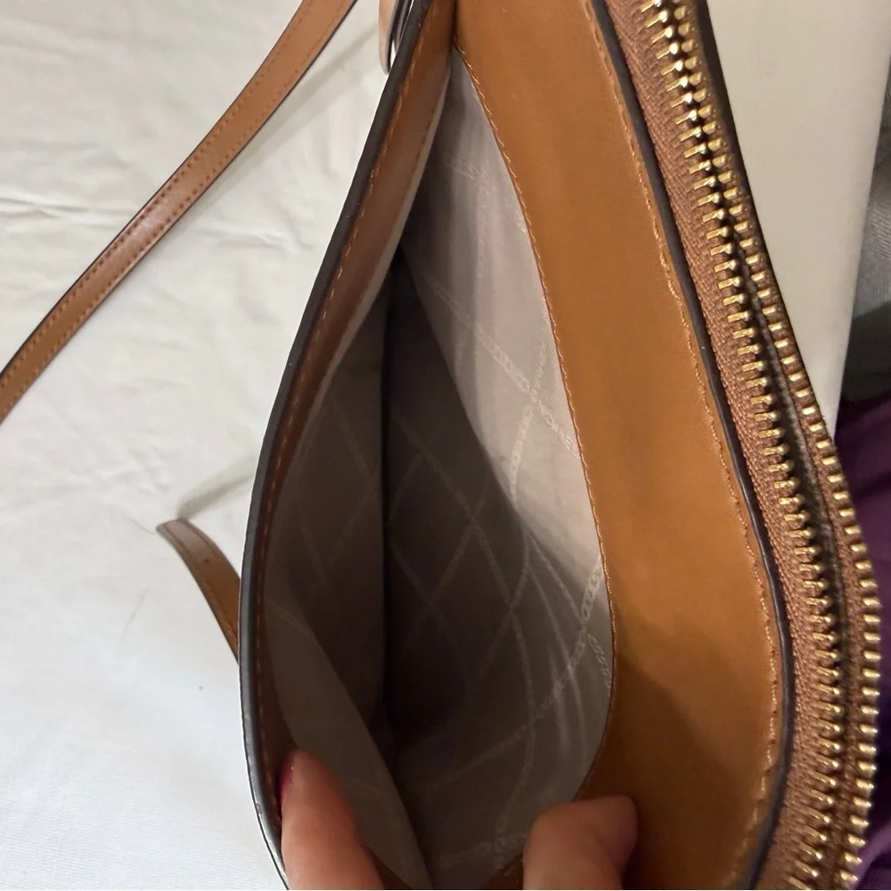 Michael Kors Signature Jet Set Small North South Flat Crossbody Bag